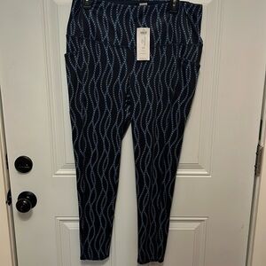 Chicos Size 2 Slimming legging Navy with wide tummy band NWT